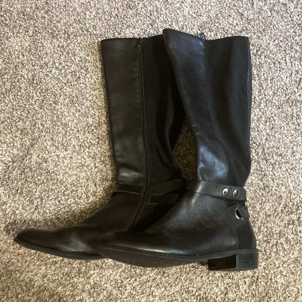 Tahari black mid-calf boots gently worn size 8 1/2M